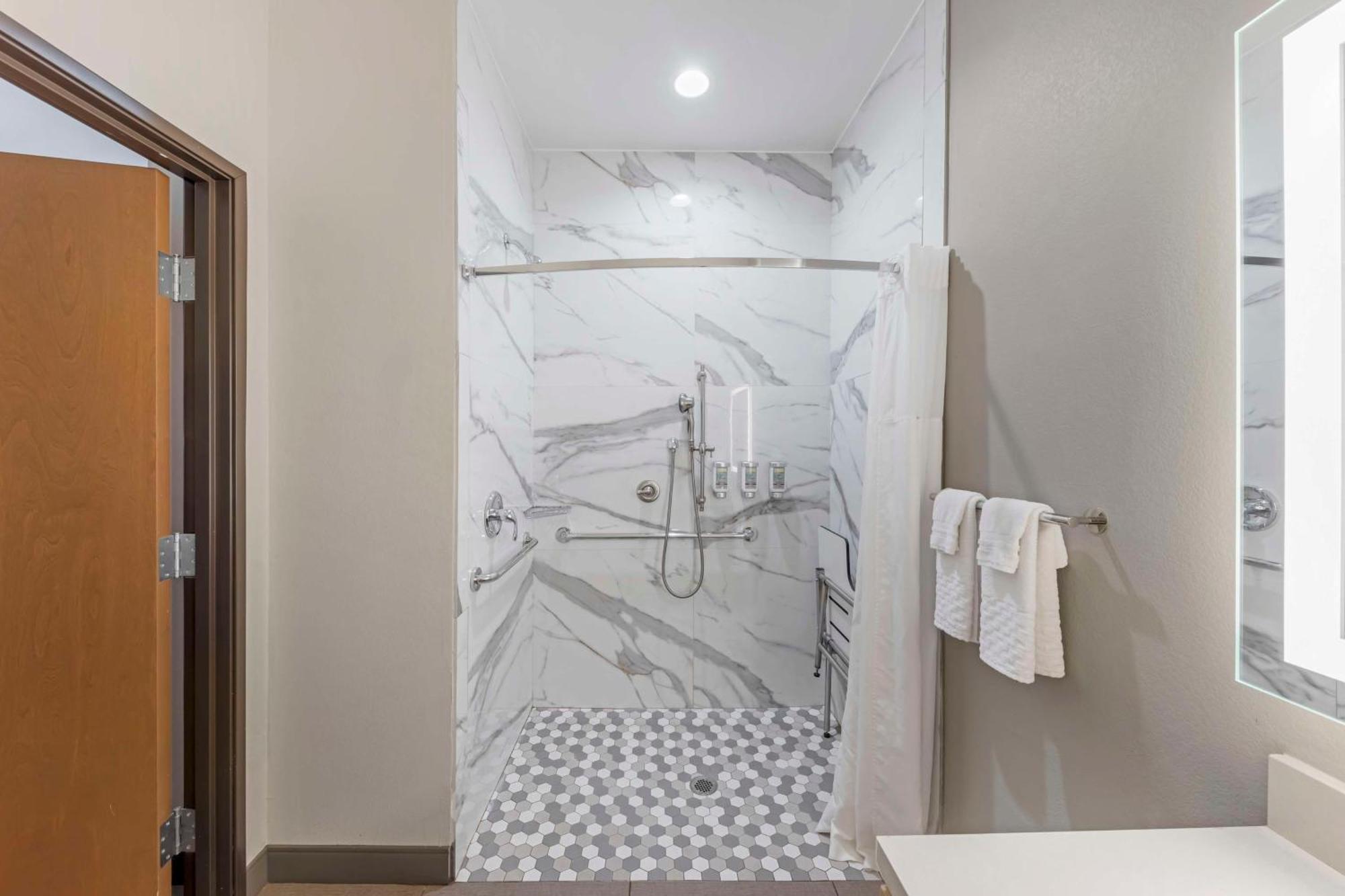 Best Western Plus Chickasha Inn Dış mekan fotoğraf