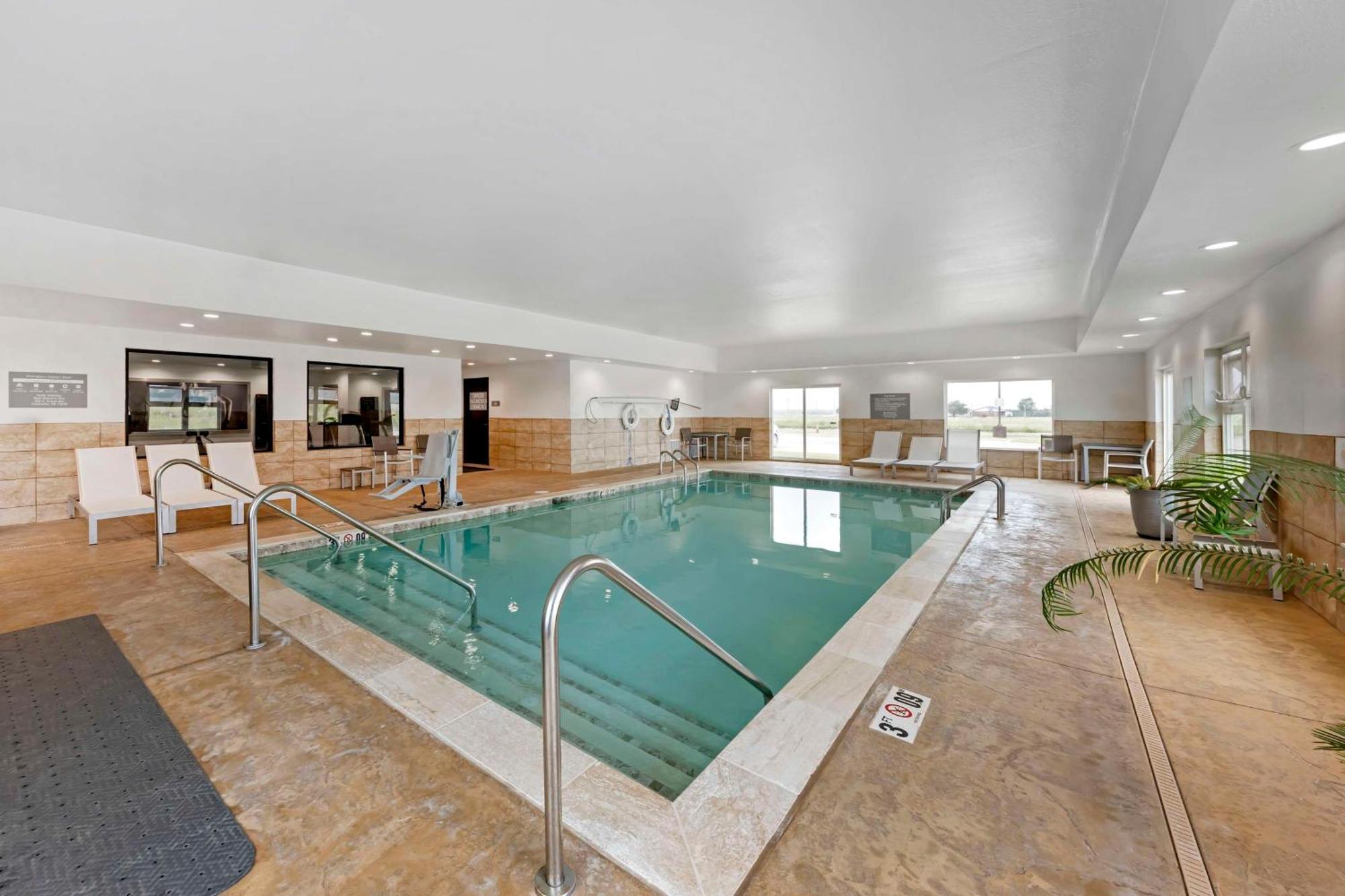 Best Western Plus Chickasha Inn Dış mekan fotoğraf